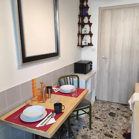 Bells & Flowers شقة *