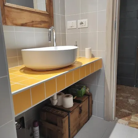 Bells & Flowers تورينو